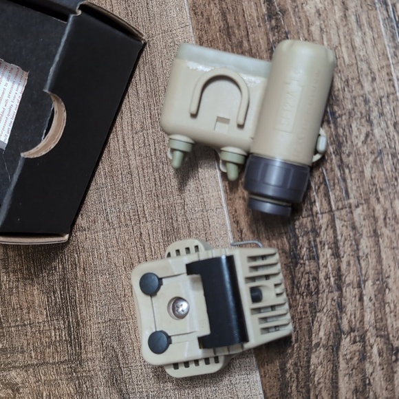 Surefire HL1 Multi-Use High-Performance LED Tactical Helmet Light - Picture 8 of 11